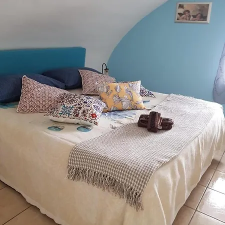 בית נופש Villa Amalfi *
