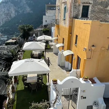 Villa Amalfi 펜션 *